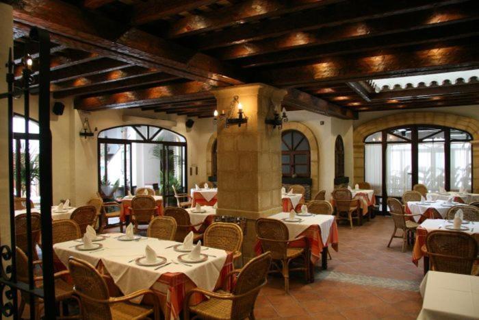 Hostal Torre De Guzman Conil De La Frontera Εξωτερικό φωτογραφία